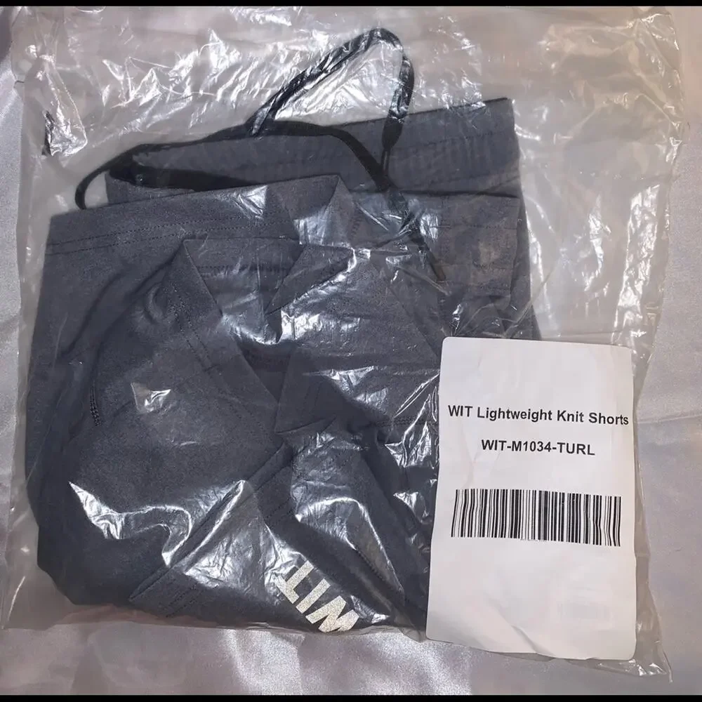 WIT Lightweight Knit‎ Shorts. Gray. Large